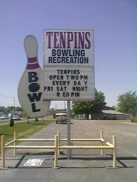 Tenpins Bowling logo